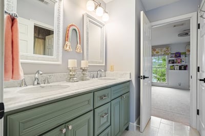 290 Plantation Way, Roswell, GA