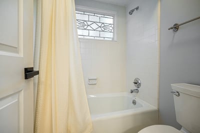 290 Plantation Way, Roswell, GA
