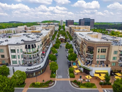Convenient to shopping and restaurants at Avalon