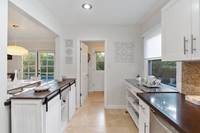 6115 Van Noord Avenue, Valley Glen, CA