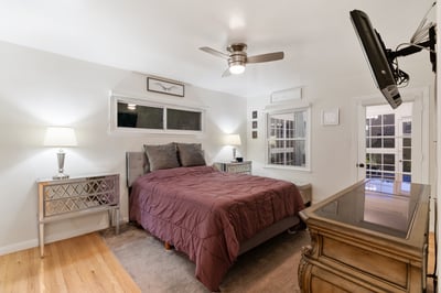 6115 Van Noord Avenue, Valley Glen, CA