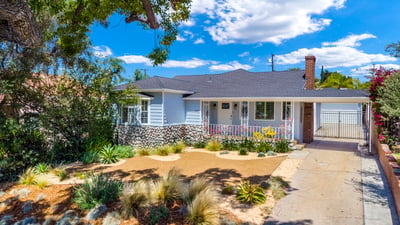 Large driveway, view from street