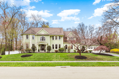 19 Douglas Road, Lexington, MA