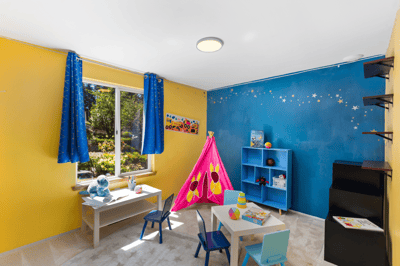 8618 NE 143rd Street, Kirkland, WA