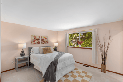 8618 NE 143rd Street, Kirkland, WA