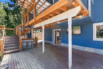 8618 NE 143rd Street, Kirkland, WA