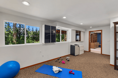 8618 NE 143rd Street, Kirkland, WA