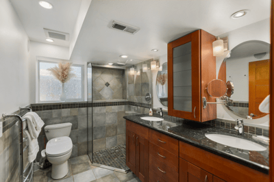8618 NE 143rd Street, Kirkland, WA