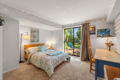6626 57th Ave NE, Seattle, WA