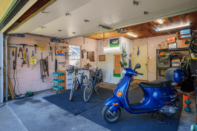 6626 57th Ave NE, Seattle, WA