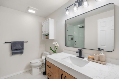 1819 N 107th Street, 104, Seattle, WA
