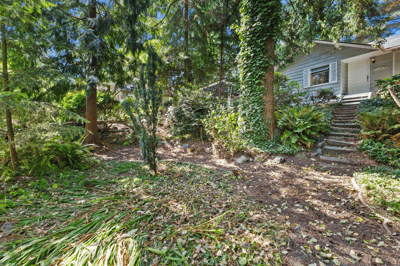 9525 7th Ave NW, Seattle, WA