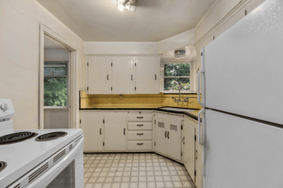 9525 7th Ave NW, Seattle, WA
