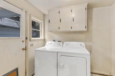 9525 7th Ave NW, Seattle, WA