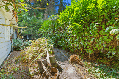 9525 7th Ave NW, Seattle, WA