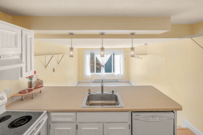 9484 Redmond Woodinville Rd. NE, C202, Redmond, WA