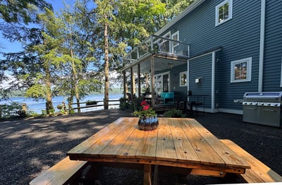 Huge Patio. Can be Tented for large parties!