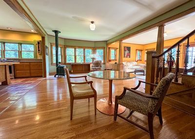 Open Plan. Generous, Symmetrical Proportions