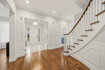 93 Hillview Rd, Aurora, ON
