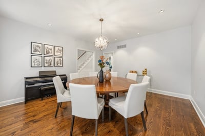 93 Hillview Rd, Aurora, ON