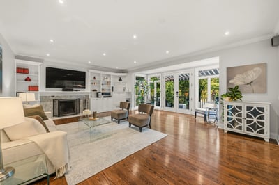 93 Hillview Rd, Aurora, ON