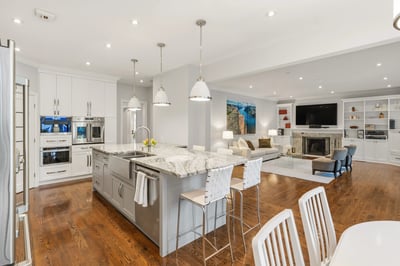 93 Hillview Rd, Aurora, ON