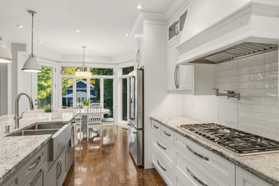 93 Hillview Rd, Aurora, ON