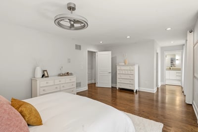 93 Hillview Rd, Aurora, ON