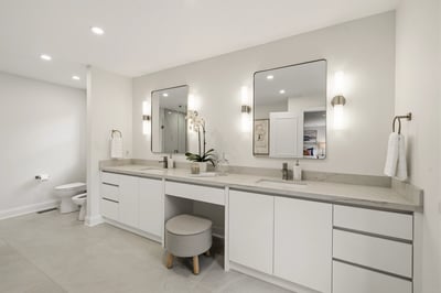 93 Hillview Rd, Aurora, ON