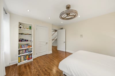 93 Hillview Rd, Aurora, ON