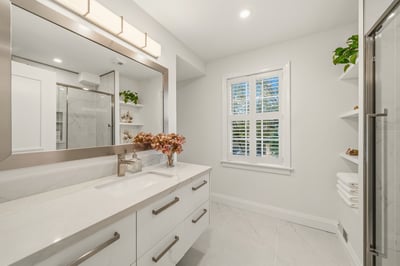 93 Hillview Rd, Aurora, ON