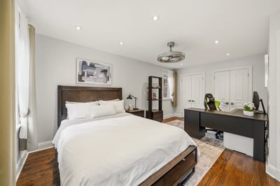 93 Hillview Rd, Aurora, ON