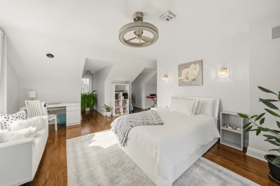 93 Hillview Rd, Aurora, ON