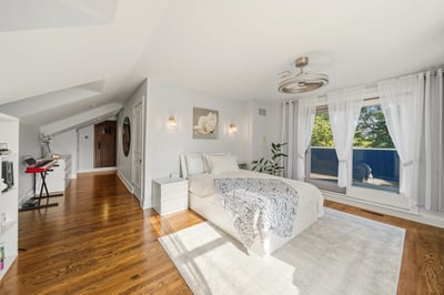 93 Hillview Rd, Aurora, ON