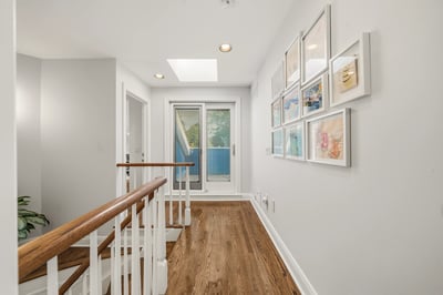 93 Hillview Rd, Aurora, ON
