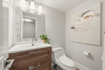 93 Hillview Rd, Aurora, ON