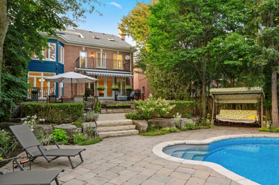 93 Hillview Rd, Aurora, ON