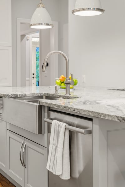 93 Hillview Rd, Aurora, ON