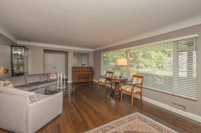 19415 Riverside Drive, Beverly Hills, MI