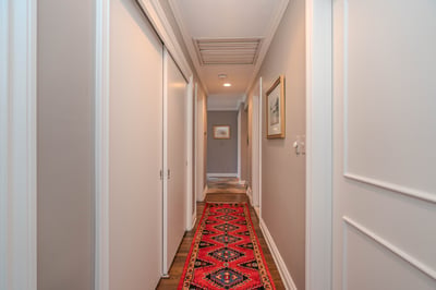 19415 Riverside Drive, Beverly Hills, MI