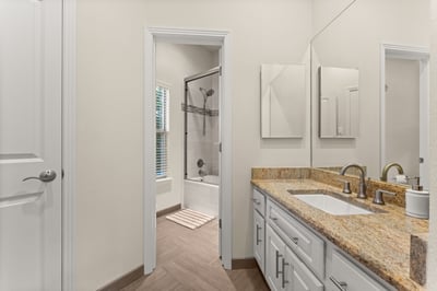 15747 Booth Circle, Volente, TX