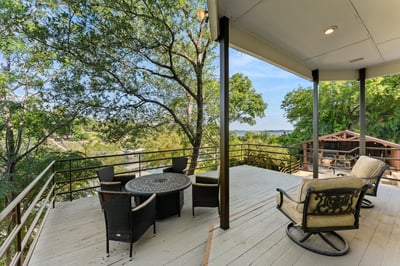 15747 Booth Circle, Volente, TX