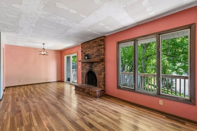 2666 Mackubin St, Roseville, MN