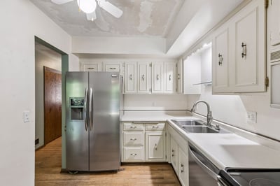 2666 Mackubin St, Roseville, MN