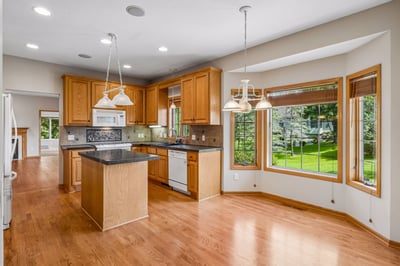 4020 Kindred Way, Lake Elmo, MN