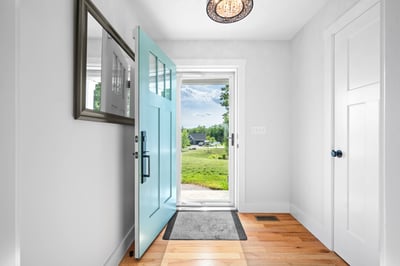22 Kendall Lane, Raymond, NH