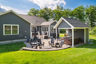 22 Kendall Lane, Raymond, NH