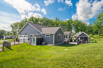 22 Kendall Lane, Raymond, NH