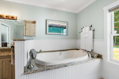 3 Ross Road, Rollinsford, NH