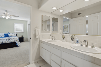 2225 Kirsten Lee Dr, Westlake Village, CA